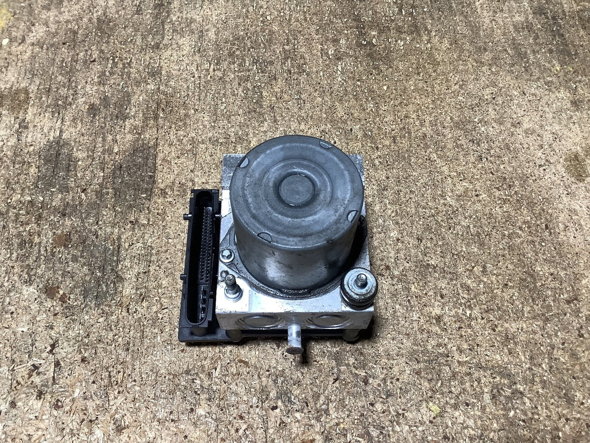 SMART FORTWO  PETROL ABS PUMP MODULE A4514200575 2007 20141