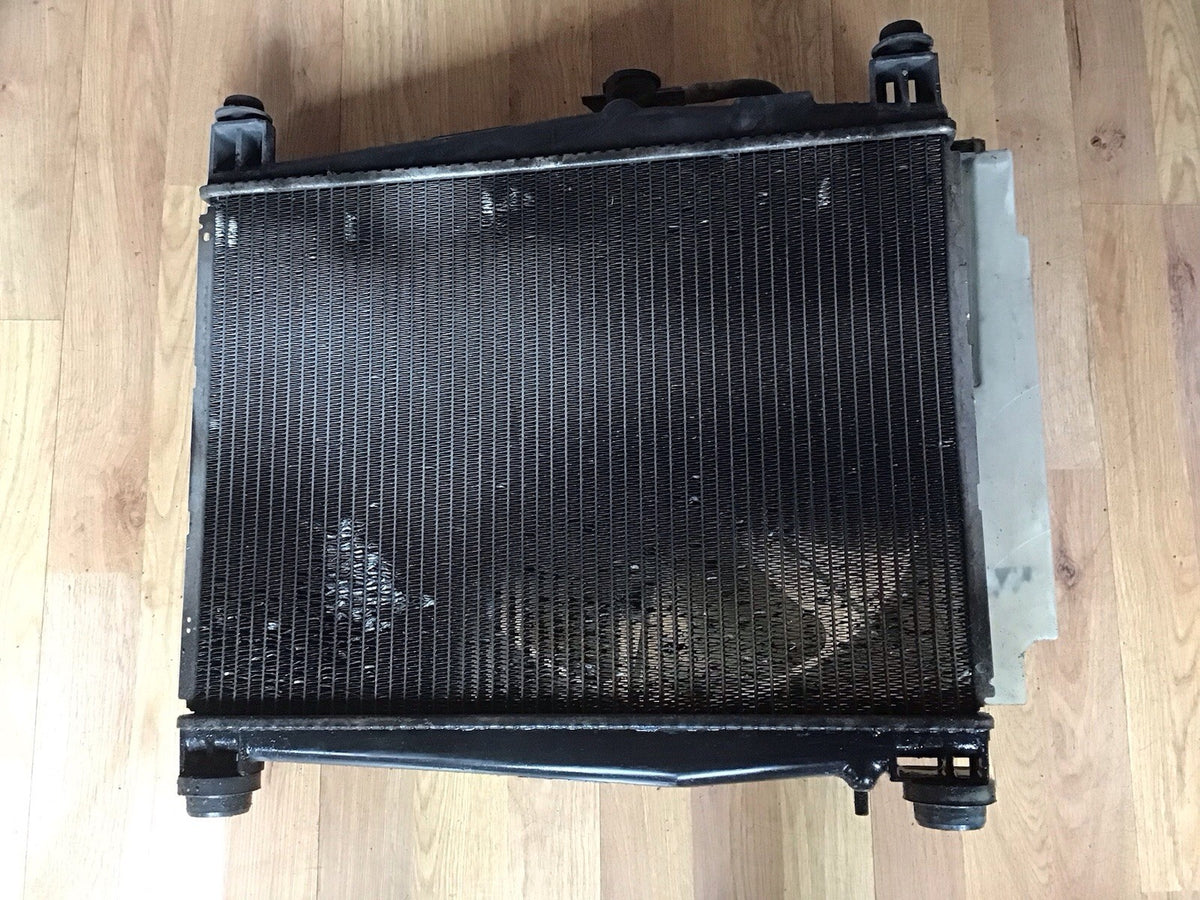TOYOTA YARIS MK3 1.3 PETROL COMPLETE RADIATOR FAN COOLING 2001 20060