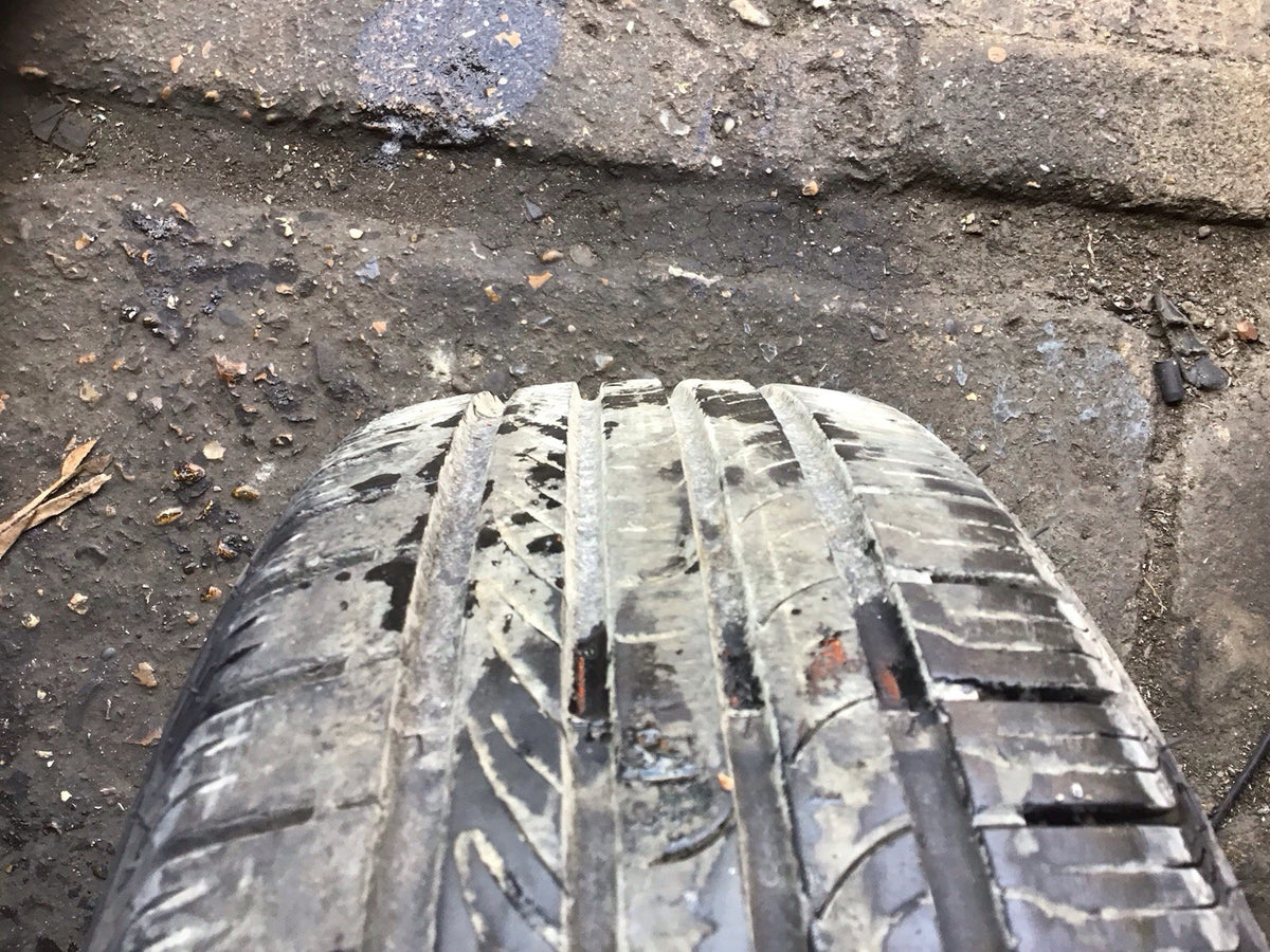 PEUGEOT 208 MK1 ALLOY WHEEL 15'' TYRE 185X65X15 9673773577 2012 20194