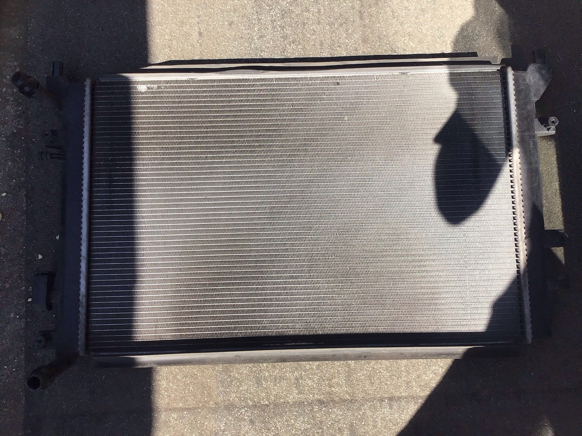 SEAT LEON 1P 1.4 TSI PETROL RADIATOR 1K0121251CM 2008 20125