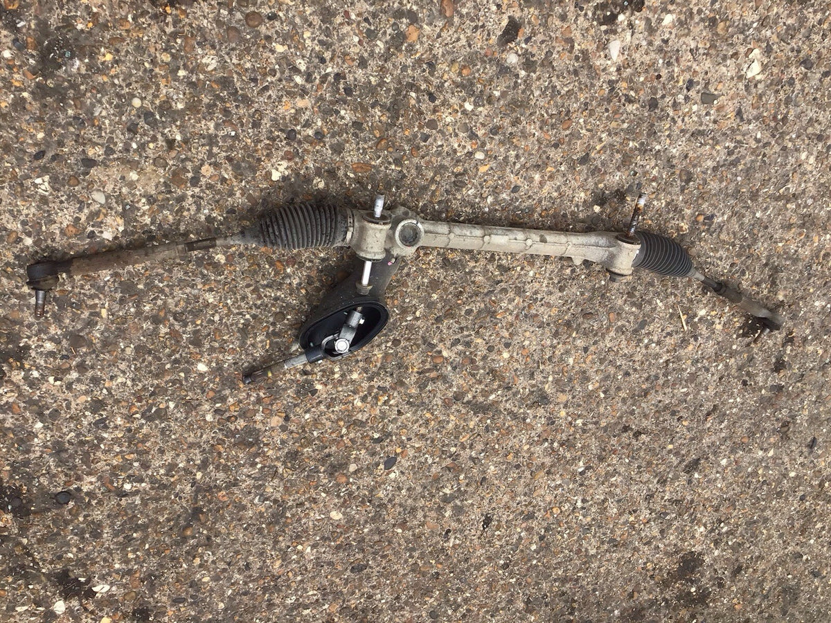 TOYOTA YARIS MK2 1.3 PETROL MANUAL STEERING RACK 2006 201110
