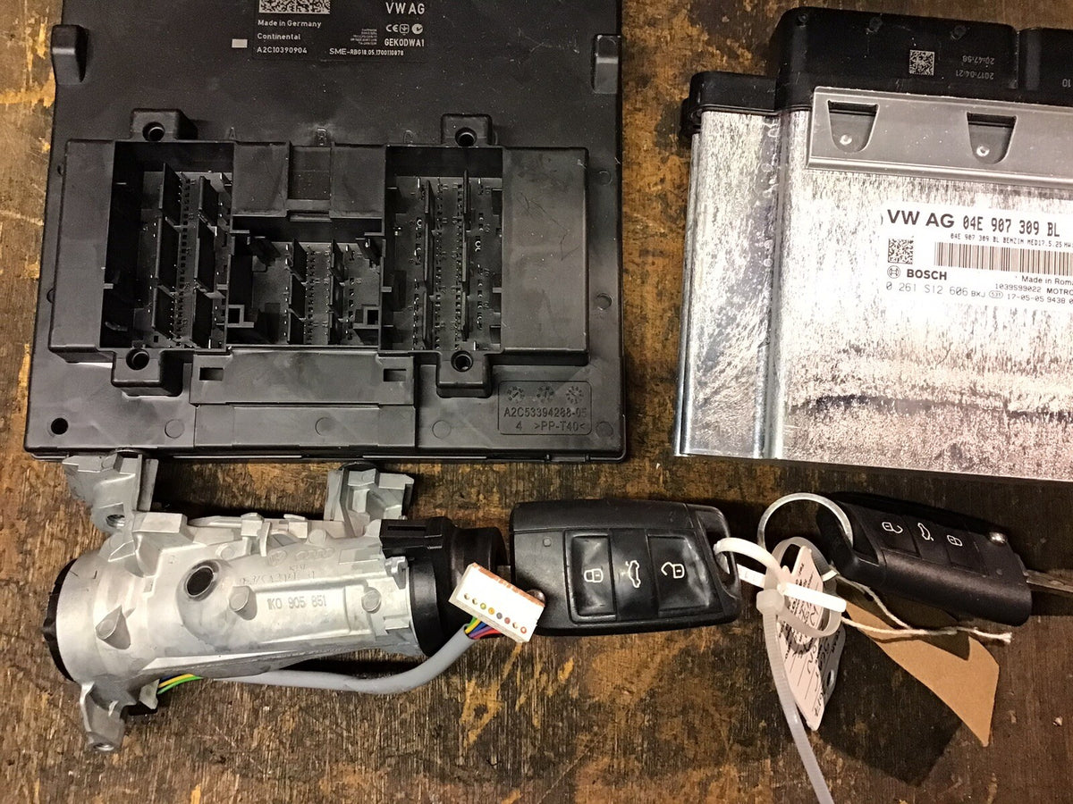 SEAT LEON 1.4 TSI ECU KIT 04E907309BL 0261S12606 2013 20174