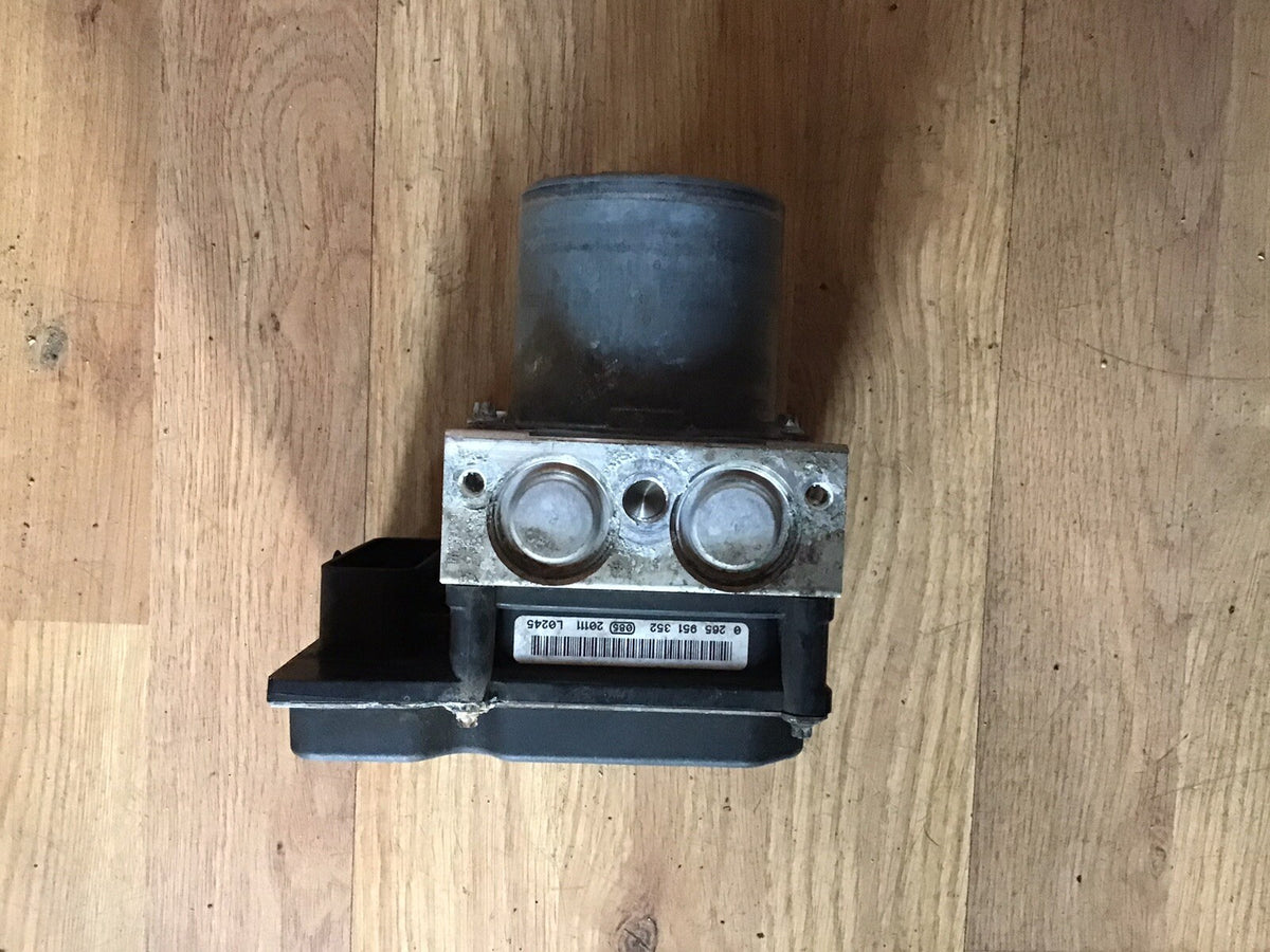 MERCEDES A CLASS W169 ABS PUMP MODULE 0265230870 A0064316712 2005 20121