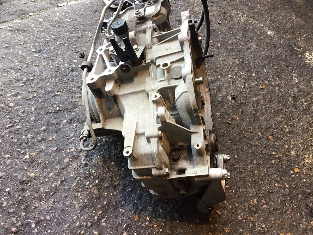 VAUXHALL CORSA E 1.4 PETROL AUTOMATIC GEARBOX CODE 5GPS 31000 MILES 2015 20198