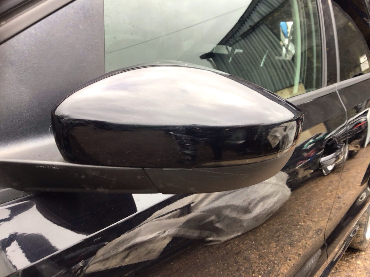VOLKSWAGEN POLO 6R PASSENGERS SIDE N/S WING MIRROR BLACK PEARL LC9X  2009 20174