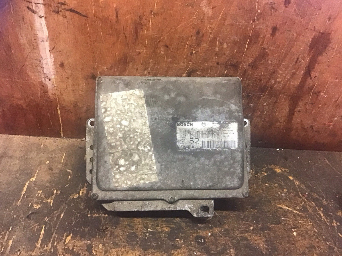 PEUGEOT 106 1.6 ENGINE CONTROL MODULE ECU 0261203913 1995 20016