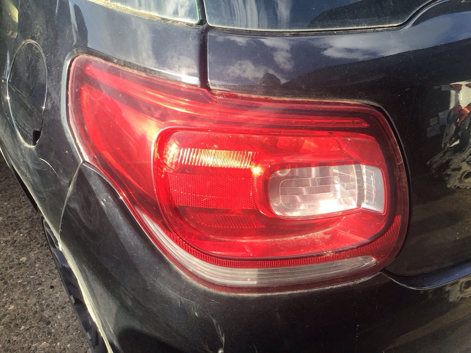CITROEN DS3 PASSENGER'S SIDE N/S REAR LIGHT 9676973980 00 2010 20150