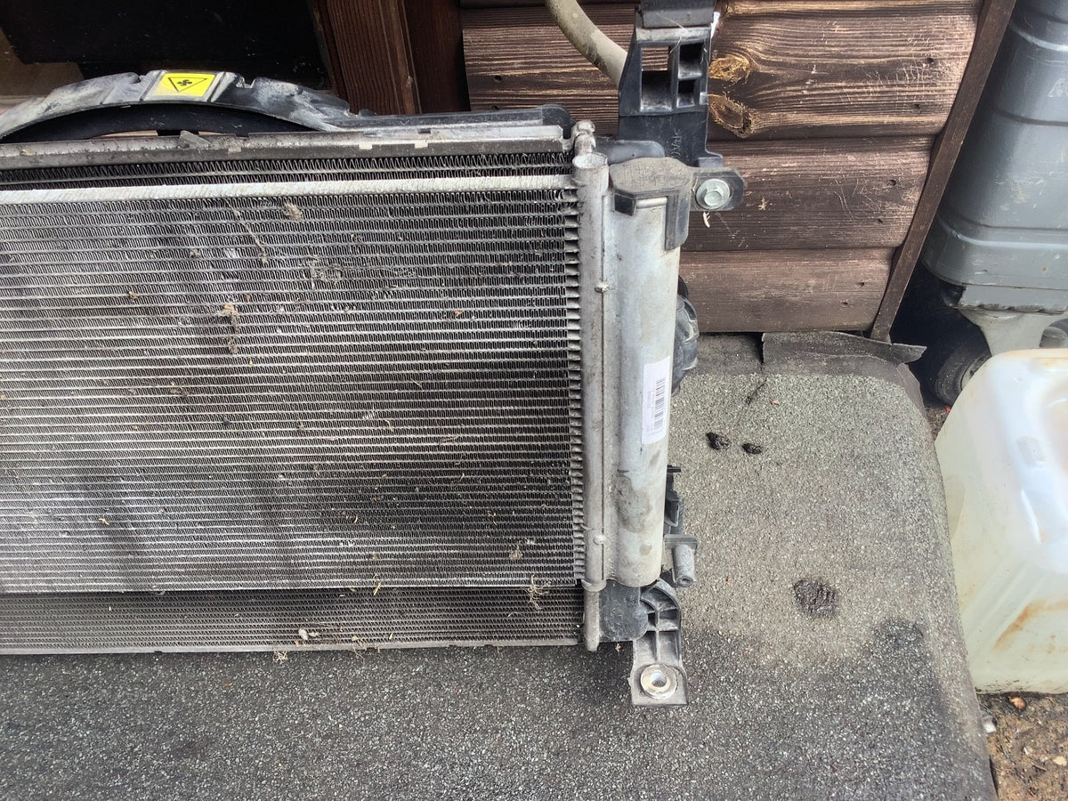 VAUXHALL CORSA E 1.4 PETROL AUTOMATIC RADIATOR PACK COWLING 8C8441000 2015 20196