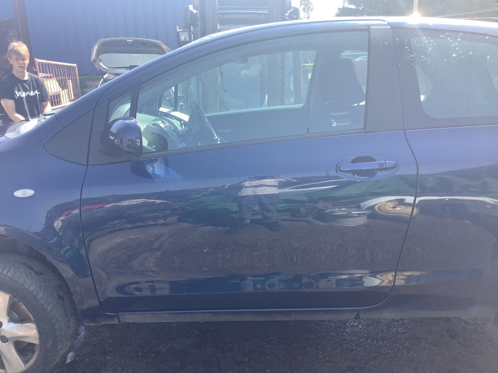 TOYOTA YARIS MK2 PASSENGER'S SIDE N/S FRONT DOOR LEXUS DARK BLUE 3 DOOR 06 20101