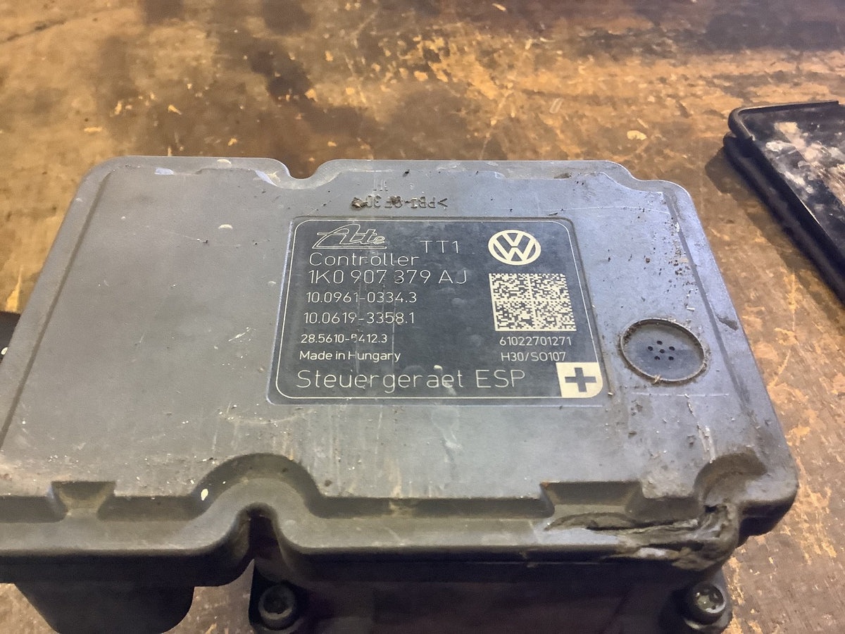VOLKSWAGEN GOLF MK6 ABS PUMP MODULE  1K0907379AJ 2009 20126