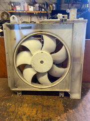 TOYOTA AYGO 1.0  PETROL RADIATOR FAN COWLING  16360 0Q020 2005 20133