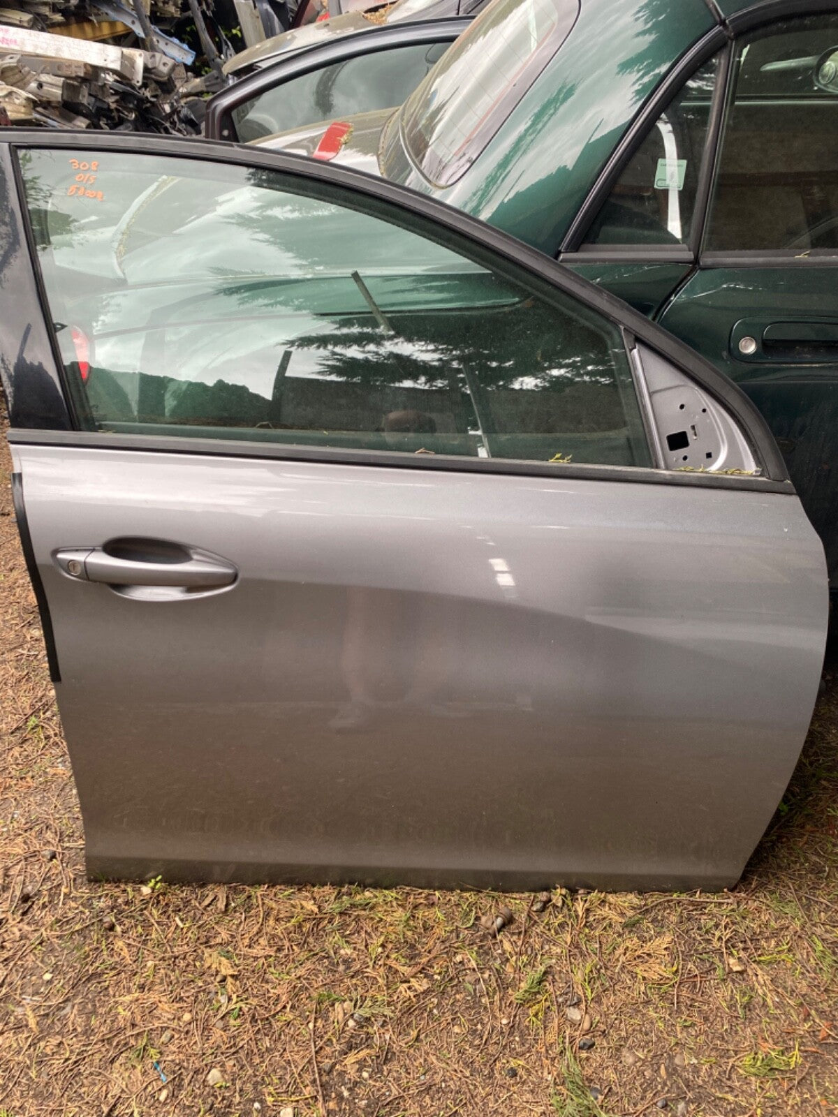 PEUGEOT 308 ESTATE MK2 DRIVER'S SIDE O/S FRONT DOOR ARTENSE GREY KCA 2014 20210