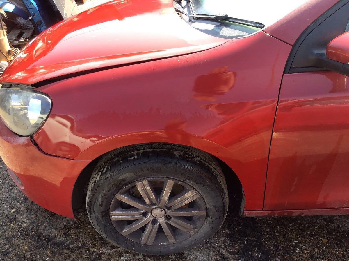 VOLKSWAGEN GOLF MK6 PASSENGER SIDE N/S WING IN AMARYLLIS RED CODE LA3S 2009 20123
