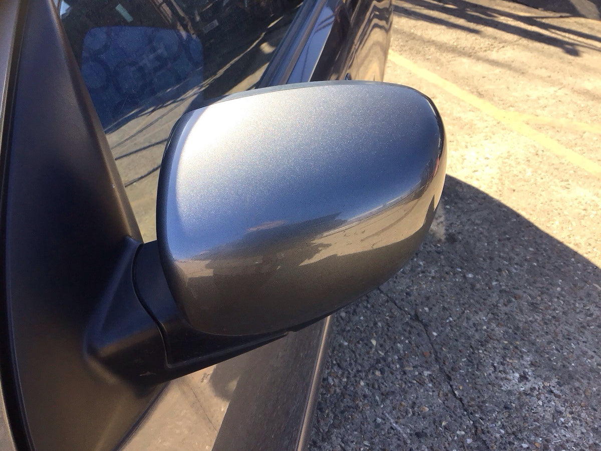 HYUNDAI i10 MK1 PASSENGER'S SIDE N/S DOOR MIRROR  OYSTER GREY ML  2008 20110