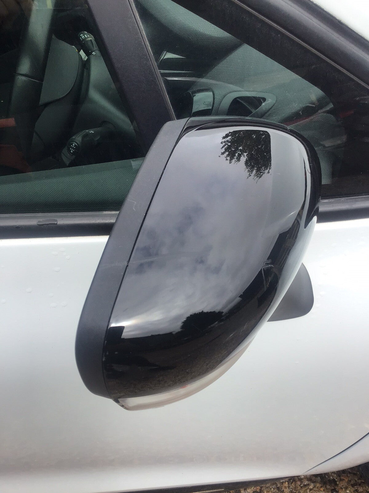 RENAULT CLIO MK4 DRIVER'S SIDE O/S CRACKED DOOR MIRROR ELECTRIC IN BLACK 2013 194