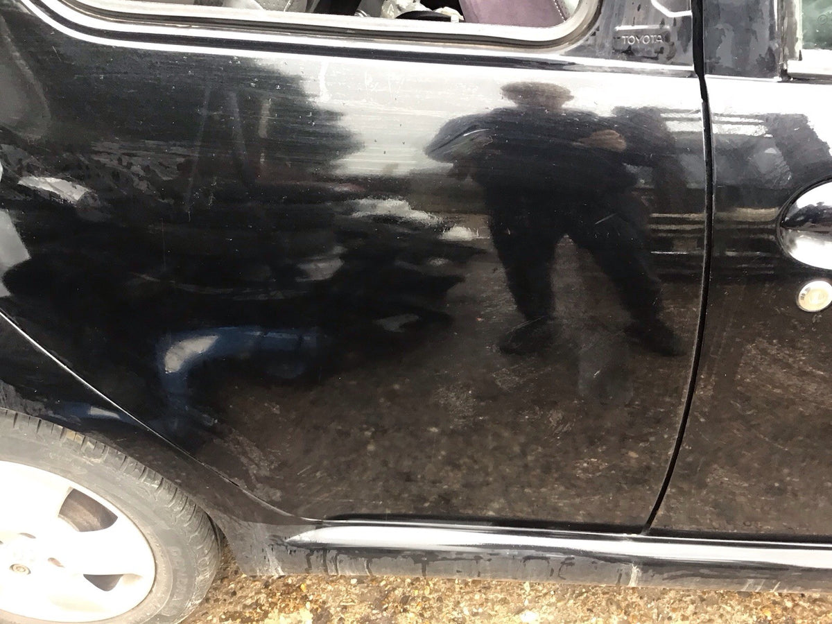 TOYOTA AYGO DRIVER'S SIDE REAR DOOR BLACK METALLIC 211 2005 20147