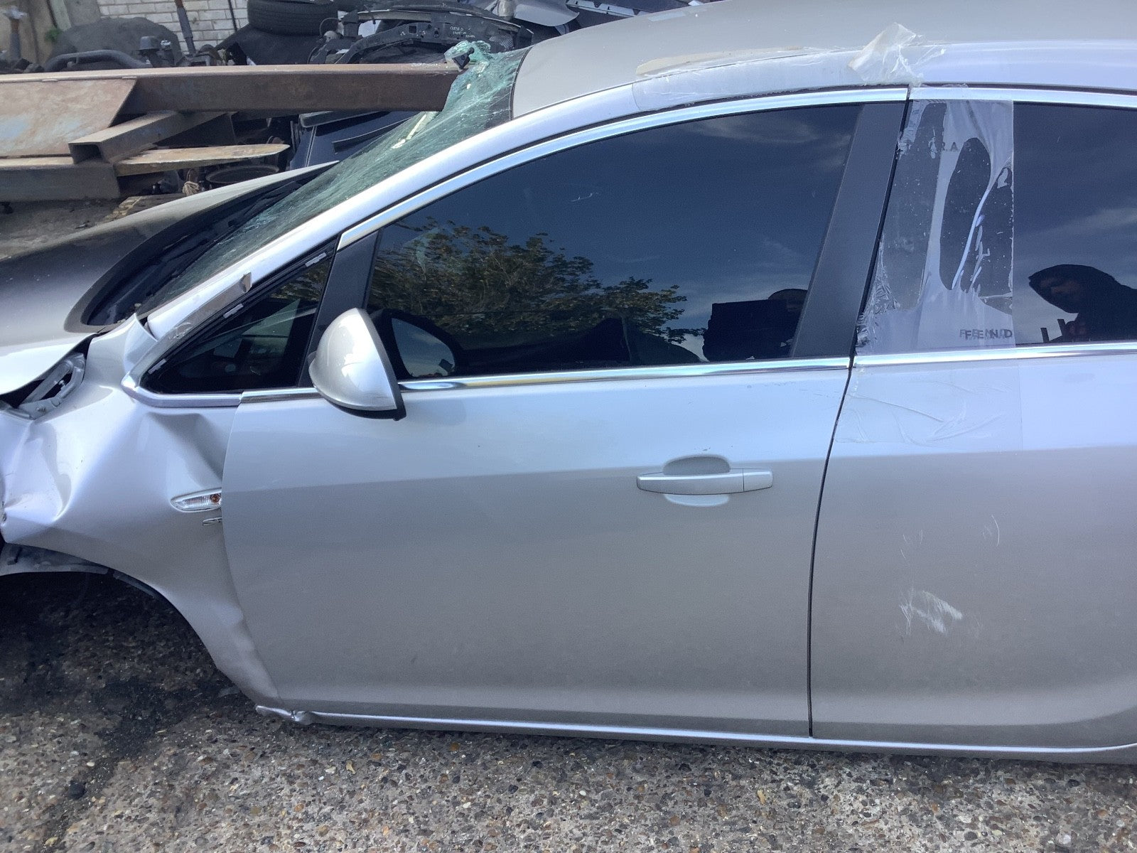 VAUXHALL ASTRA J PASSENGER'S SIDE N/S FRONT  DOOR SOVERIGN SILVER Z176 2009 20150