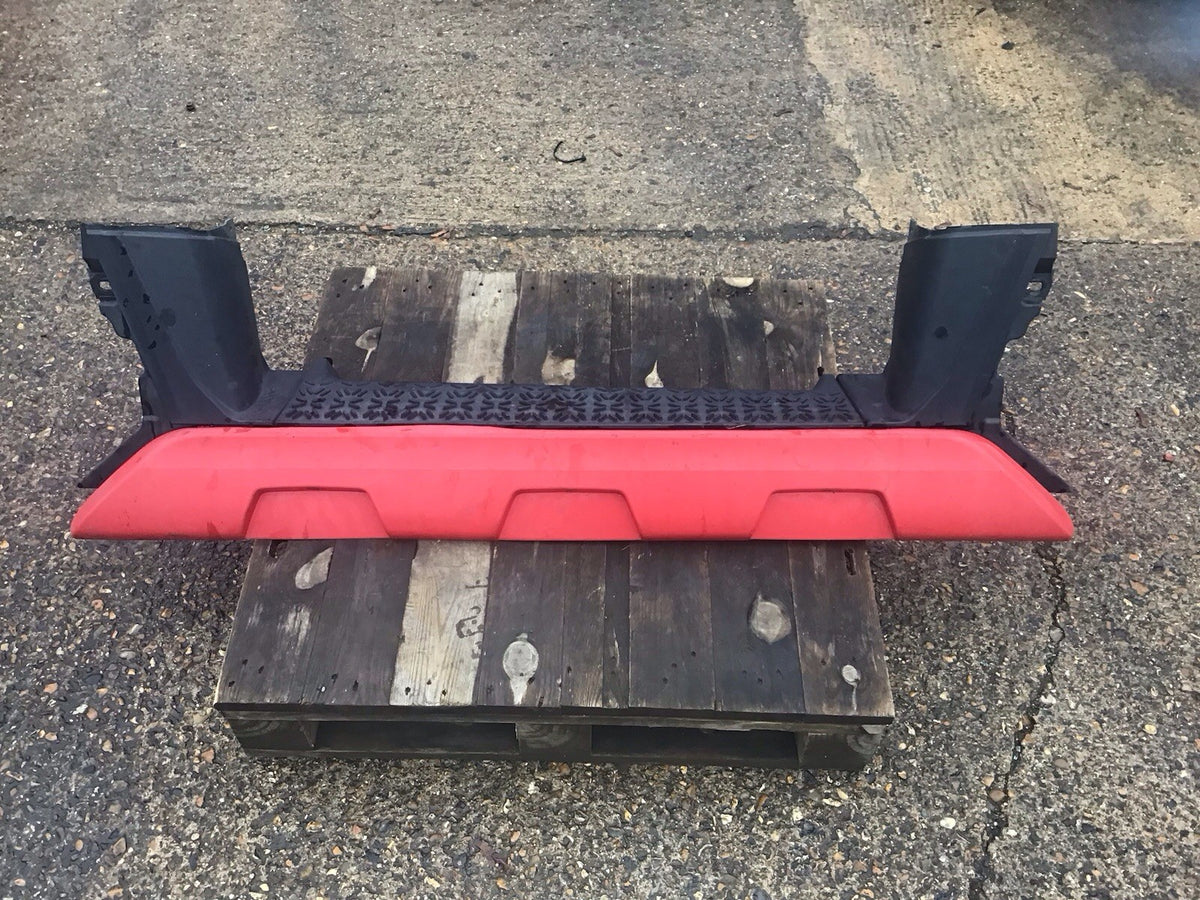 MAN TGX TGS FRONT BUMPER STEP ASSEMBLY  RED  81.41614 0076  2015 20205