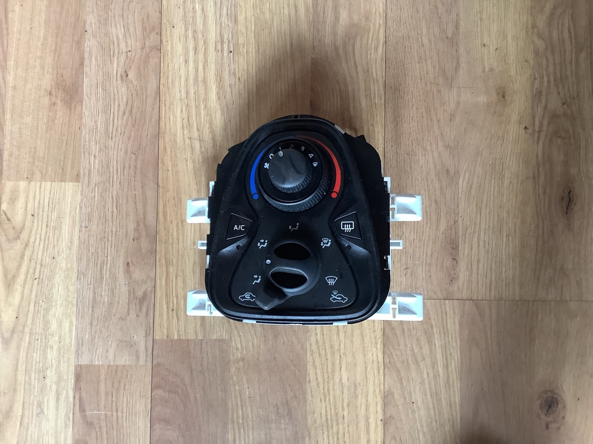 TOYOTA AYGO MK2 HEATER CLIMATE CONTROL UNIT SWITCH E1078896 2015 20222