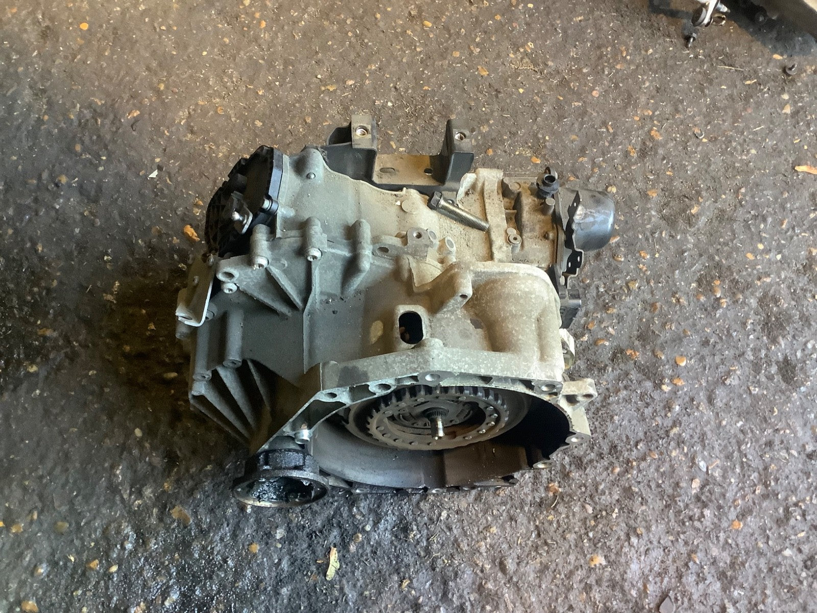 VOLKSWAGEN POLO 6R 1.4 PETROL AUTOMATIC GEARBOX CODE MLG 63000 MILES 2010 20140