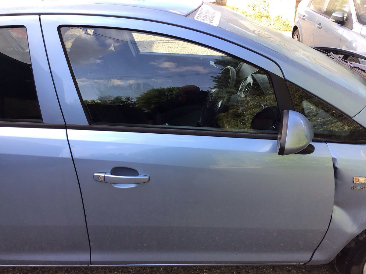 VAUXHALL CORSA D DRIVER'S SIDE O/S FRONT DOOR CRINAN BLUE Z22R GYH 2006 20144