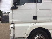 MAN TGX 24.460 PASSENGER SIDE N/S DOOR IN WHITE WITHOUT MIRROR 2016 20190