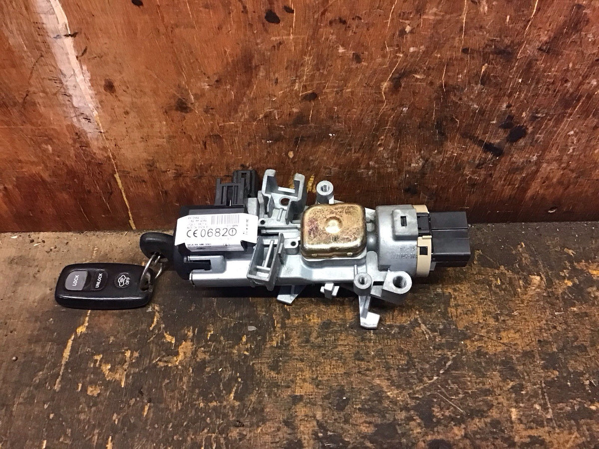 MAZDA 6 IGNITION BARREL LOCK AND KEY GJ6A66938A 2002 20073