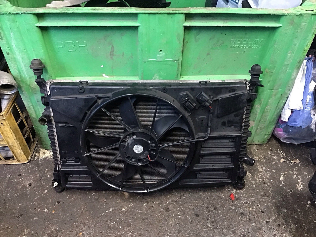 FORD TRANSIT CUSTOM  2.0 TDCI RADIATOR FAN COWLING BK21 8C607 B 2013 20183