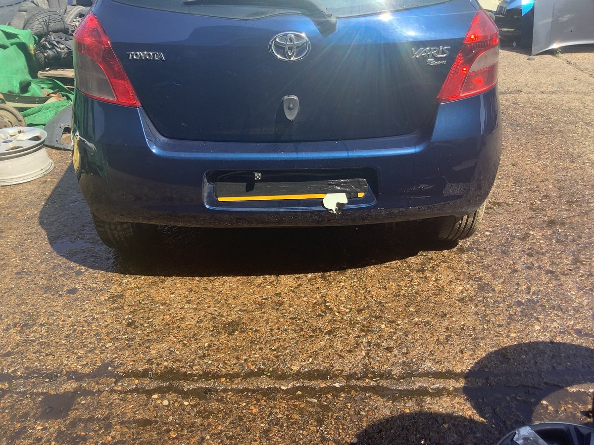 TOYOTA YARIS MK2 REAR BUMPER LEXUS DARK BLUE 8P4 3 DOOR 2006 20102