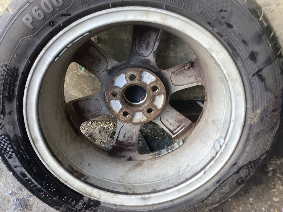 VOLKSWAGEN POLO 9N3 ALLOY WHEEL 15'' 6Q0601025R WITH TYRE 195X55X15 2005 20099