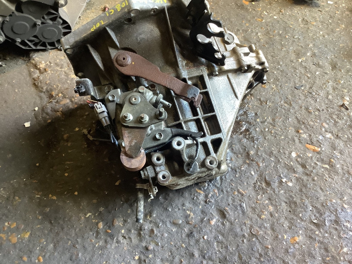 TOYOTA AYGO MK2 PEUGEOT 108 1.0 PETROL MANUAL GEARBOX 5 SPEED 2014 20226
