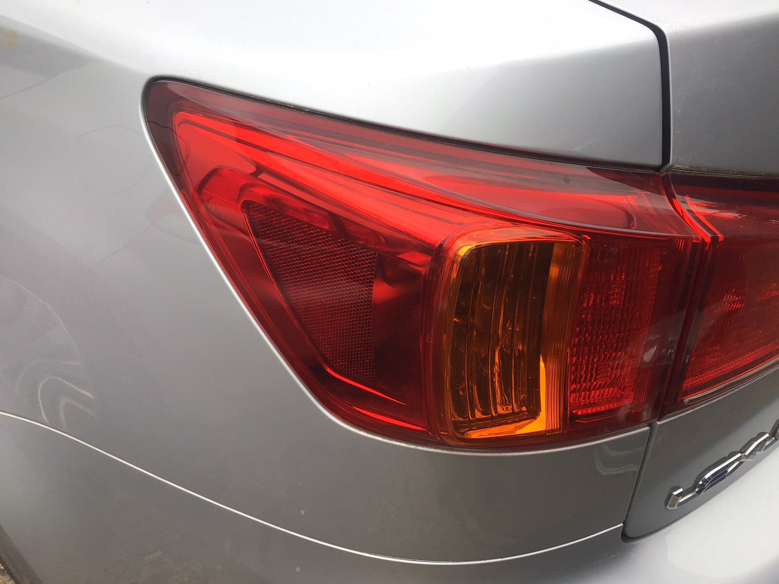 LEXUS IS 200 PASSENGER'S SIDE N/S REAR LIGHT SALOON OUTER LIGHT ONLY 2008 20121