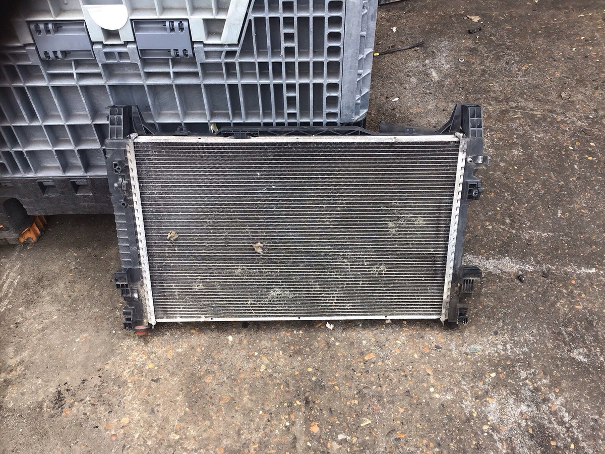 MERCEDES A CLASS W169  RADIATOR FAN COWLING 1137328294  2005 20127