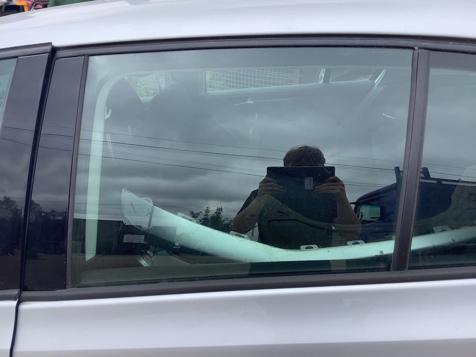 VOLKSWAGEN GOLF MK6 PASSENGER SIDE N/S REAR DOOR WINDOW GLASS 5 DOOR 2009 20121