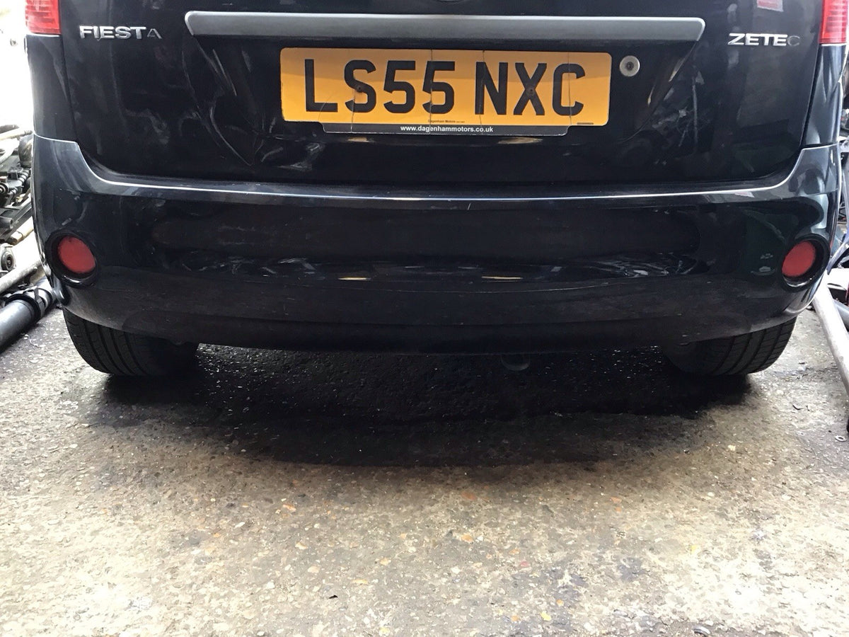FORD FIESTA MK6 REAR BUMPER PANTHER BLACK FACE LIFT 2004 20073