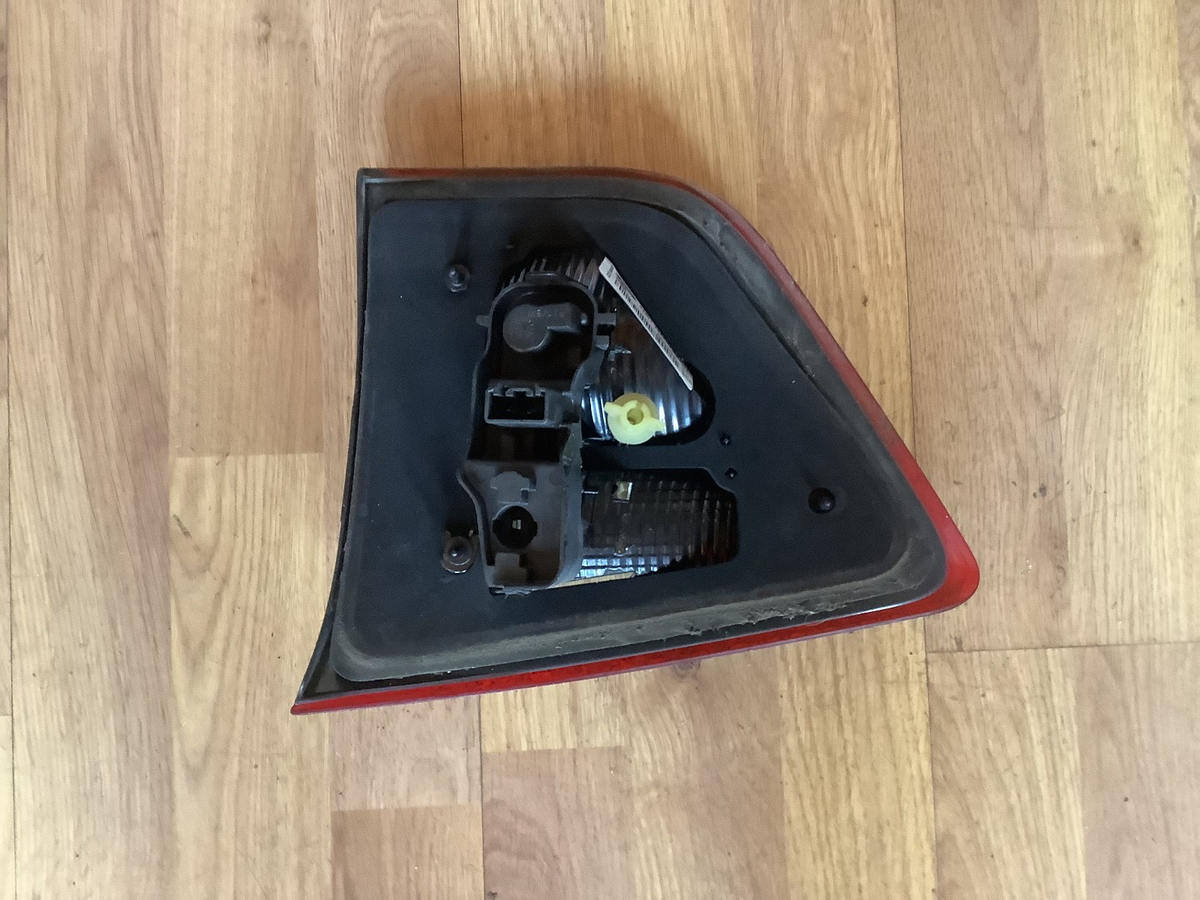FORD C MAX PASSENGER'S SIDE N/S INNER REAR LIGHT AM51 13A603 BE 2010 20154