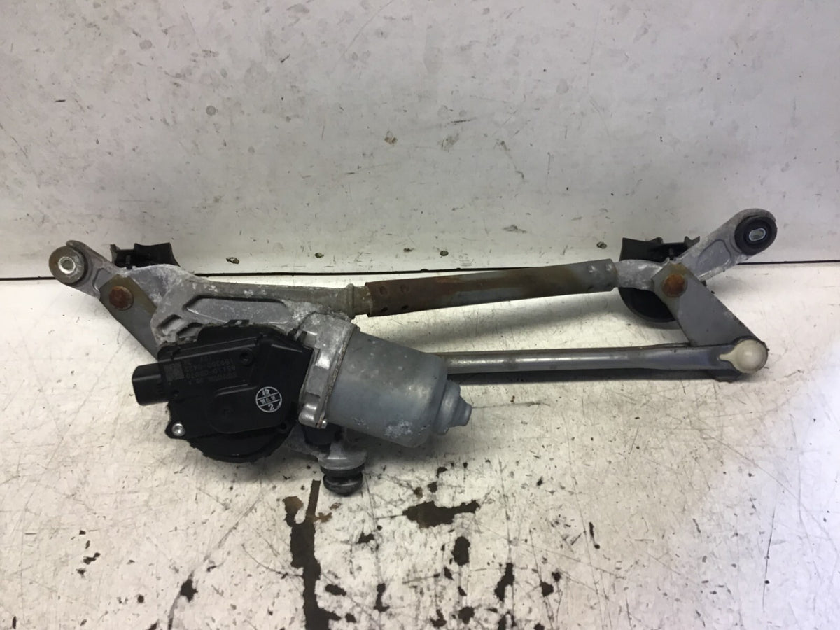TOYOTA YARIS MK2 FRONT WIPER MOTOR LINKAGE 85110 0D070 2006 20114