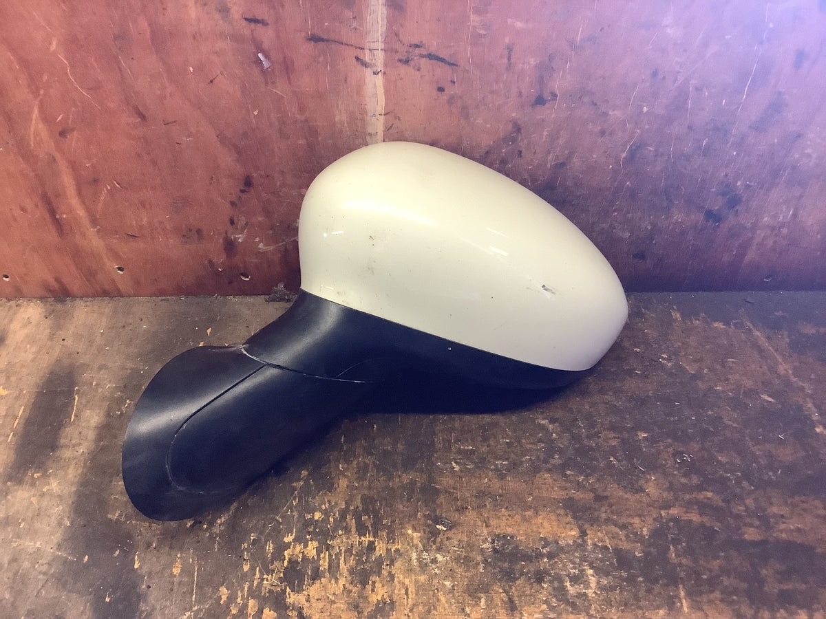 FIAT 500 PASSENGERS SIDE N/S DOOR MIRROR IN WHITE 2008 20152