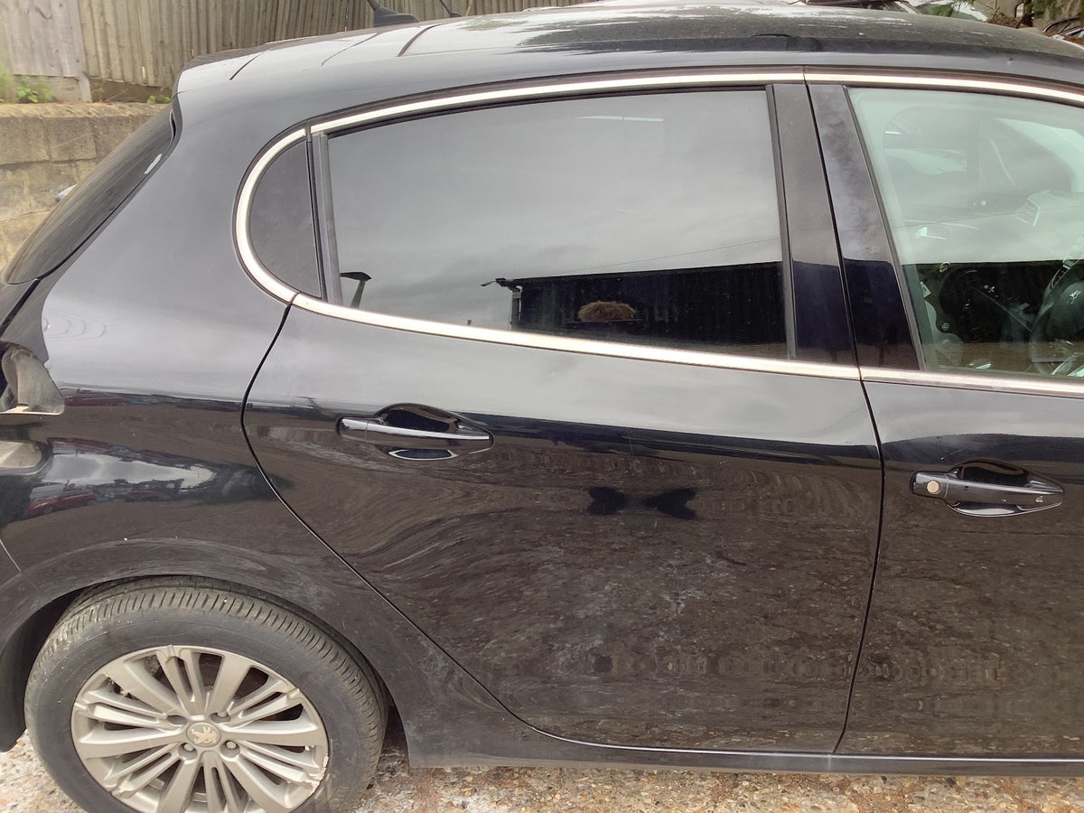PEUGEOT 208 DRIVERS SIDE REAR DOOR  NOIR PEARL BLACK KTV 5 DOOR MODEL 2012 20181