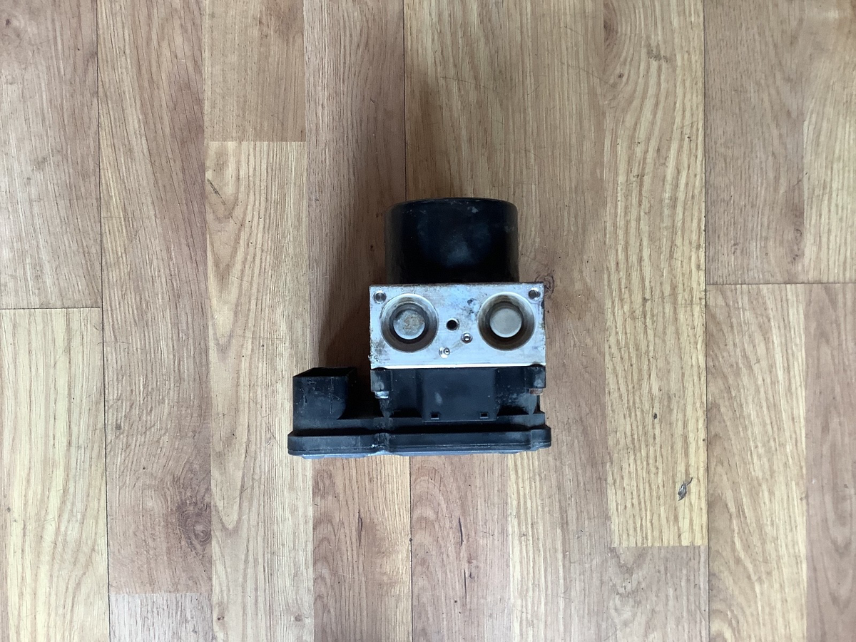 VOLKSWAGEN SCIRROCO ABS PUMP MODULE 1K0614517CB 2008 20134
