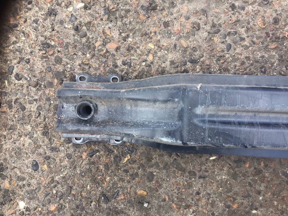 VOLKSWAGEN GOLF MK7  REAR BUMPER SUPPORT BAR CRASH BAR 2013 20174
