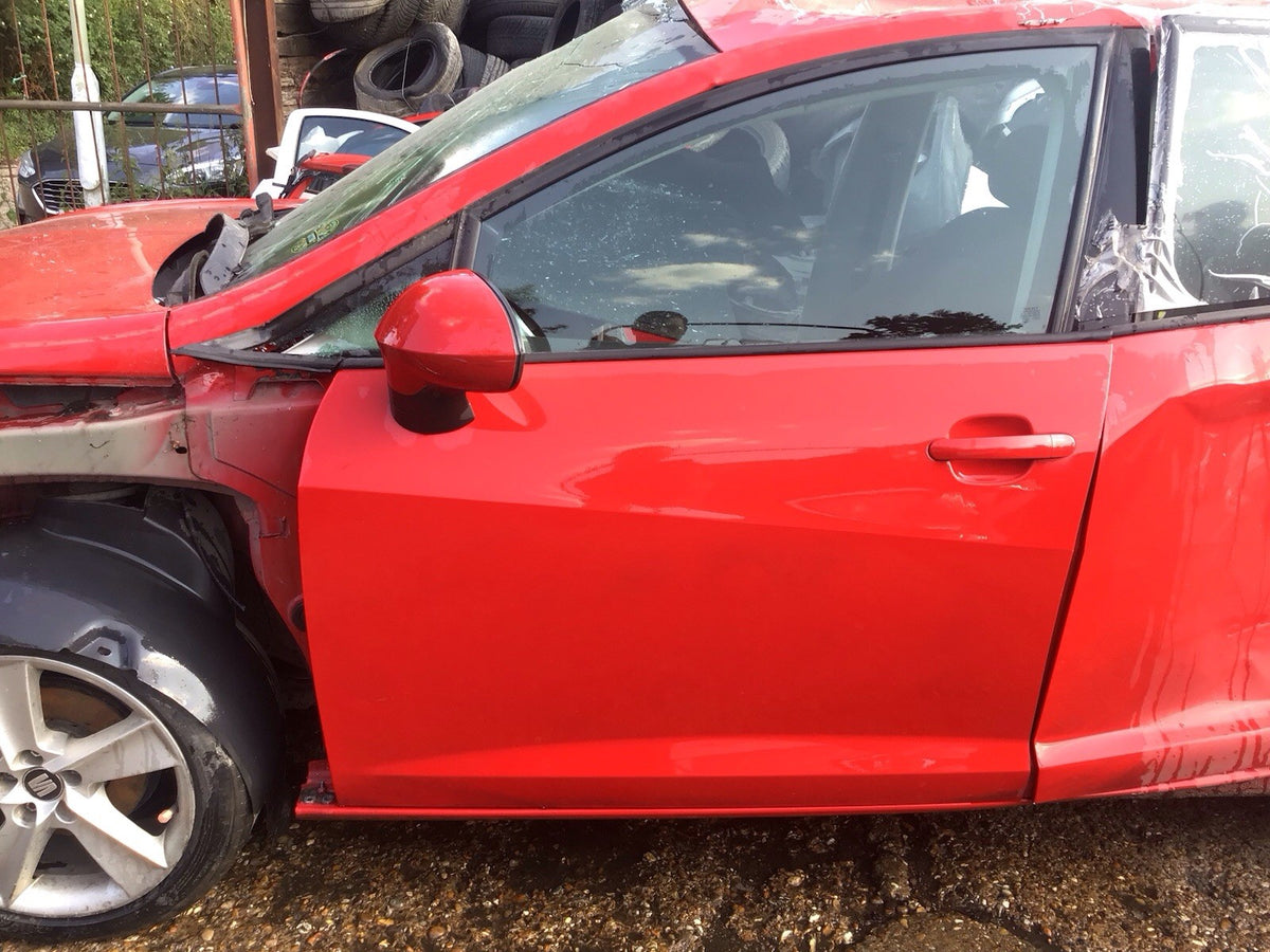 SEAT IBIZA 6J PASSENGER'S SIDE N/S FRONT DOOR EMOCION RED LS3H 5 DOOR 2008 20174