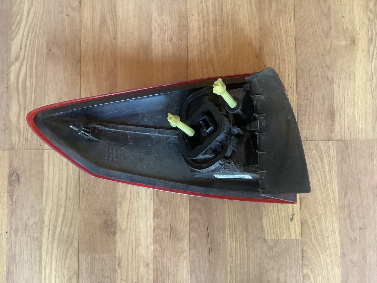FORD C MAX DRIVER'S SIDE O/S REAR LIGHT AM51 13404 BF 2010 20155