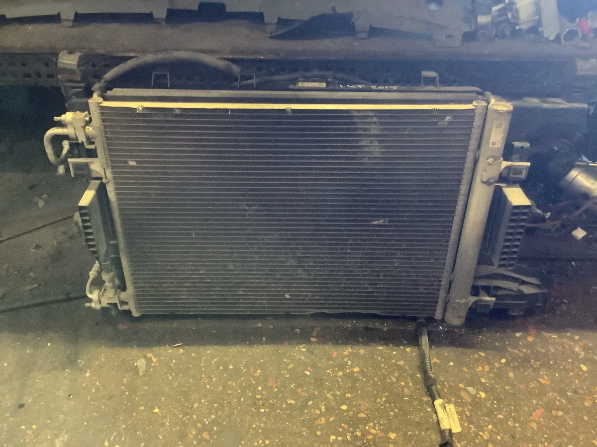 VAUXHALL ASTRA J  1.4 PETROL  RADIATOR PACK COWLING 13281773 2009 20157