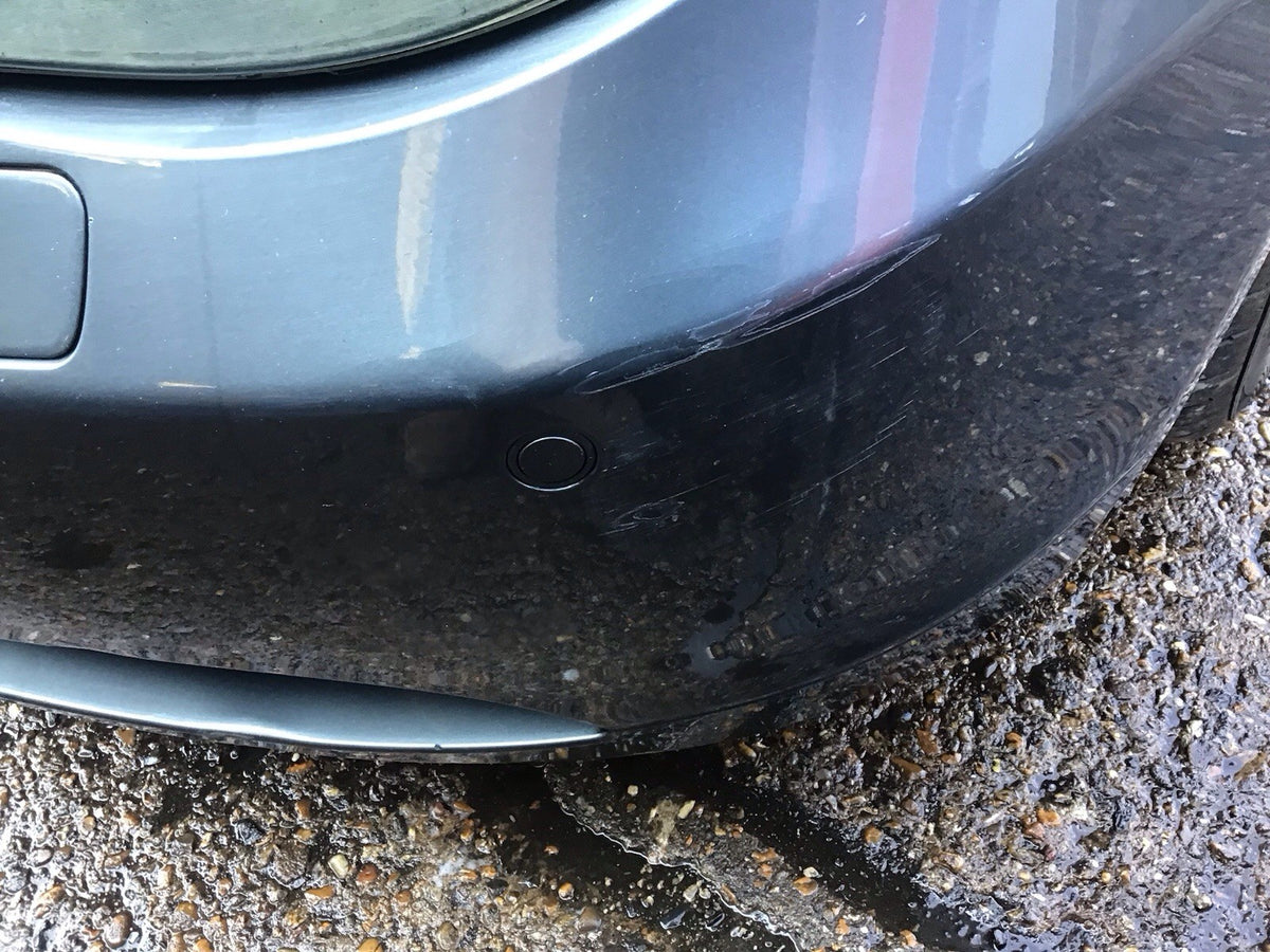 BMW 525 E60 FRONT BUMPER  TITAN GREY METALLIC PAINT CODE 892 2002 20079
