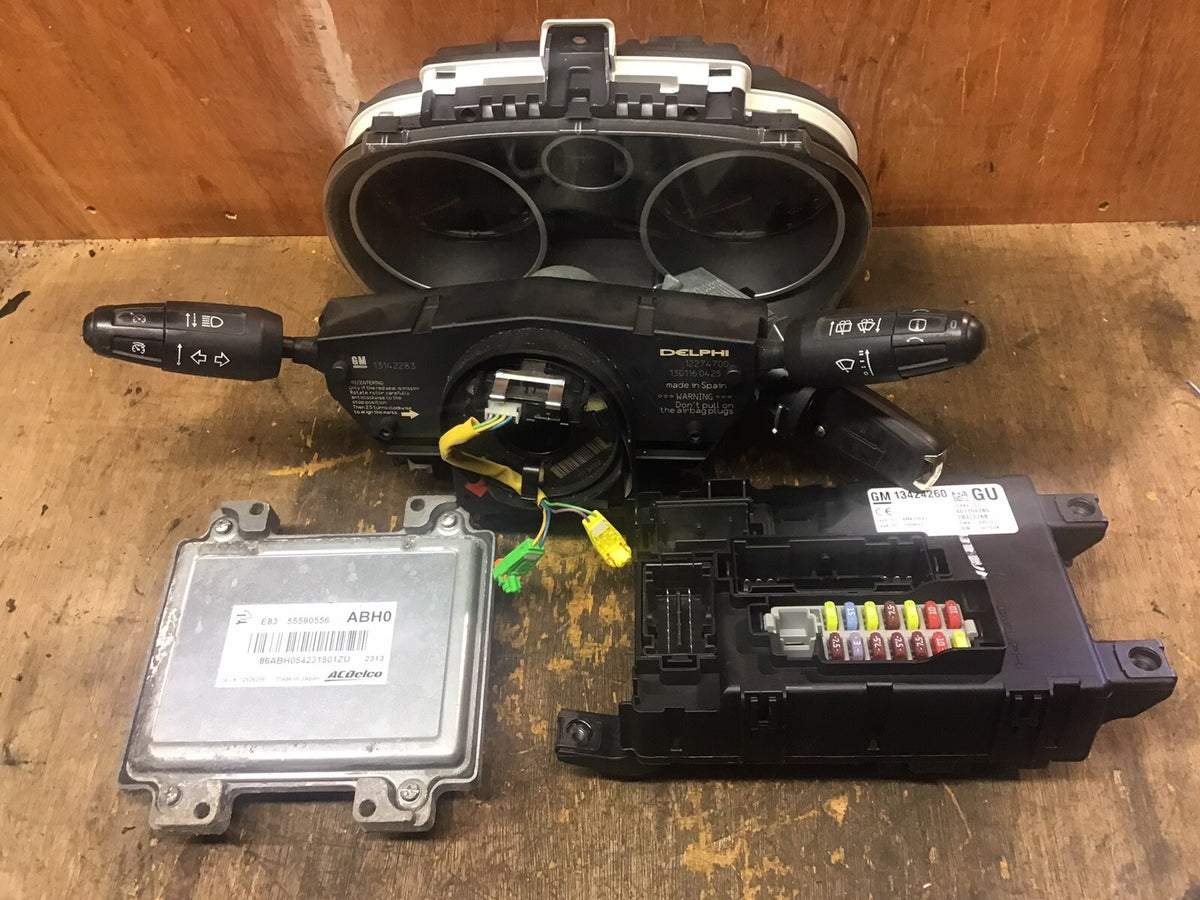 VAUXHALL CORSA D 1.4 PETROL ECU KIT 55590556 ABH0 A14XER 2010 20142
