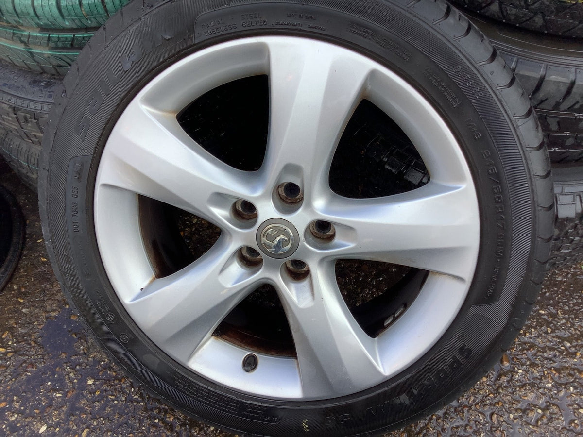 VAUXHALL ASTRA J PETROL ALLOY WHEEL 17"  AND TYRE 215X50X17 0P042 K6 2010 20152