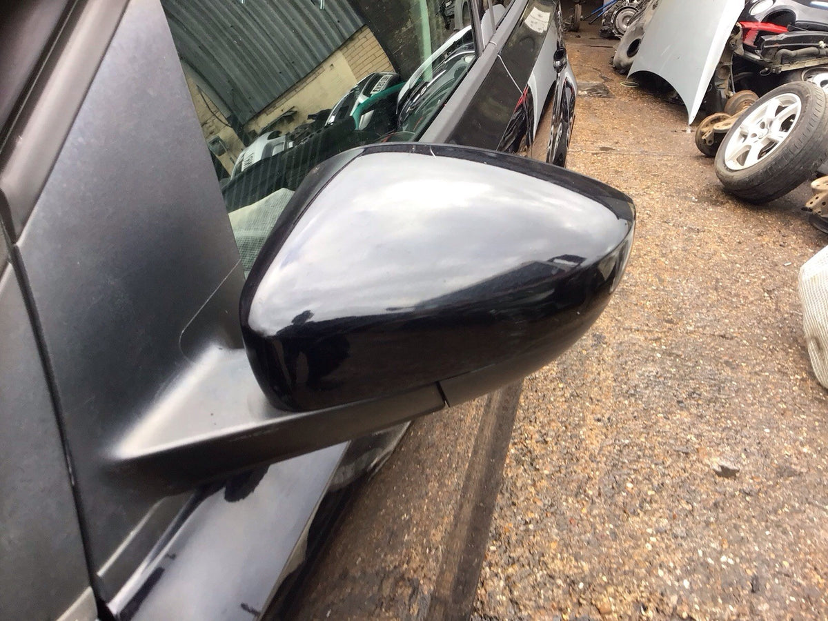 VOLKSWAGEN POLO 6R PASSENGERS SIDE N/S WING MIRROR BLACK PEARL LC9X  2009 20170