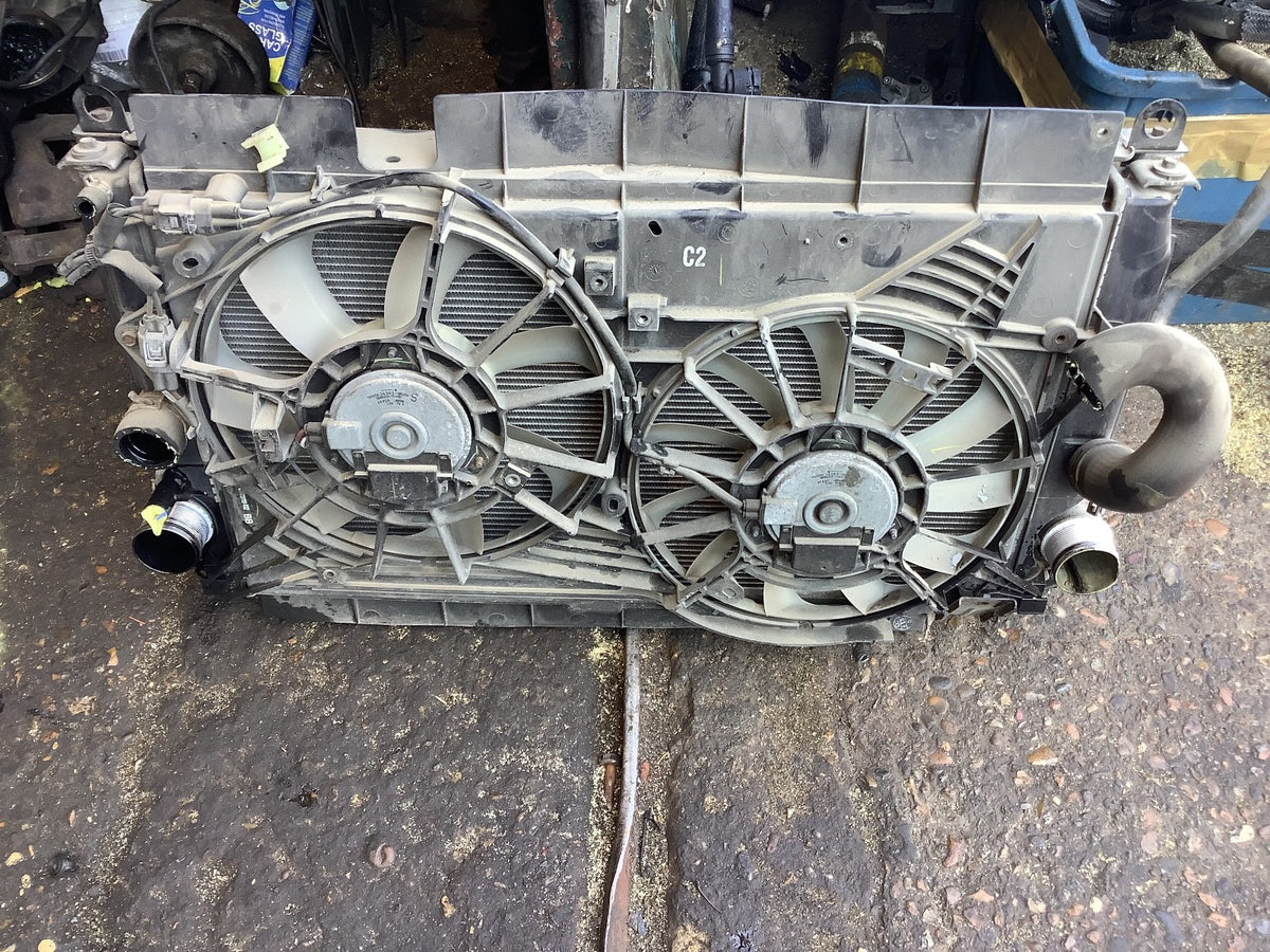 TOYOTA VERSO 1.6 DIESEL RADIATOR RAD PACK 16040 0X020 2013 20182