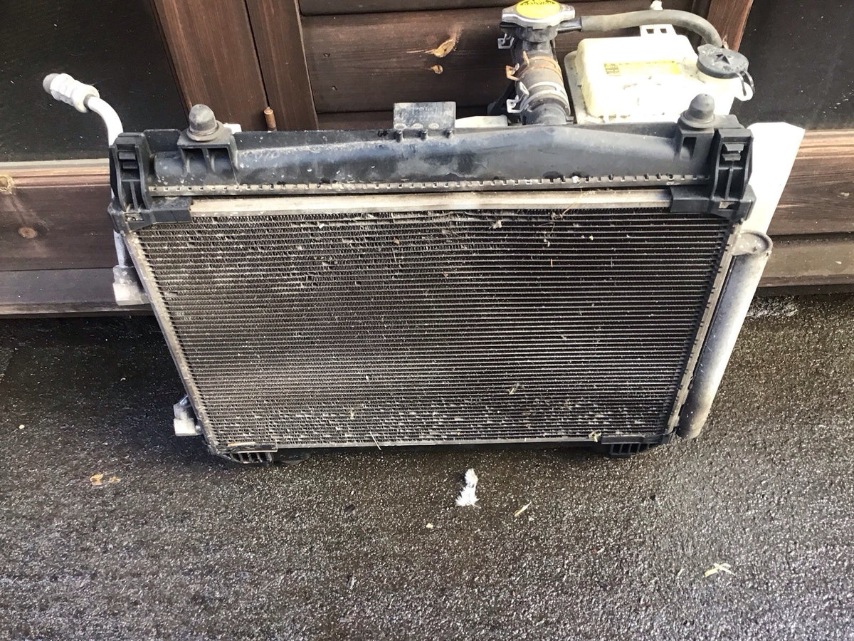 TOYOTA YARIS MK2 RADIATOR PACK MF422750 2006 20100